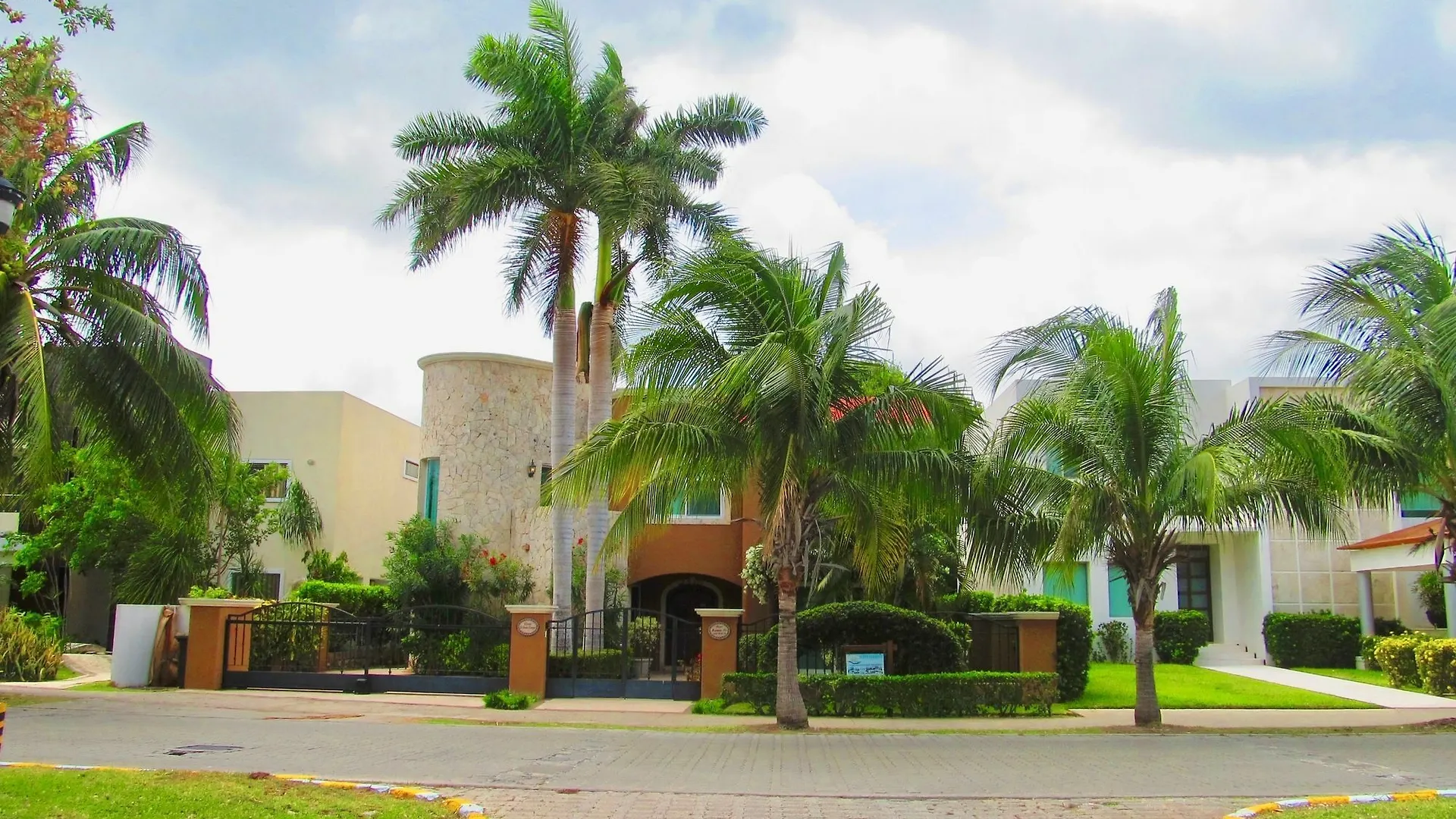 Casa Gran Escape By Playa Paradise Playa del Carmen Apartment